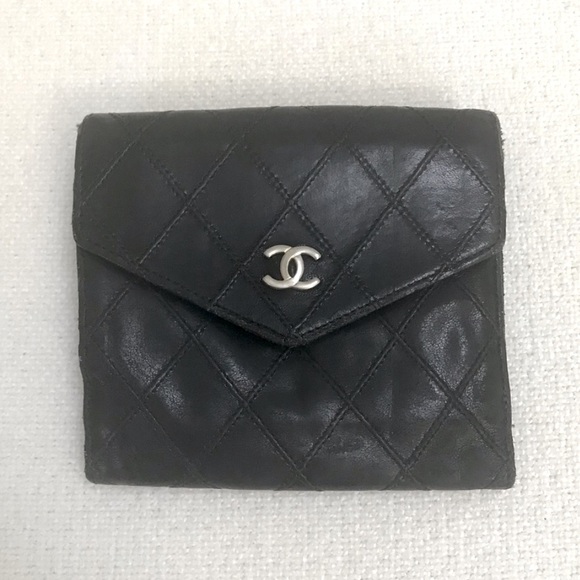 Vintage CHANEL wallet - Picture 1 of 10